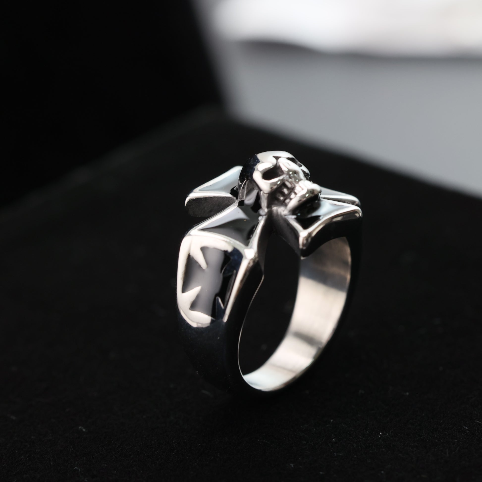 Skull and Cross Ring