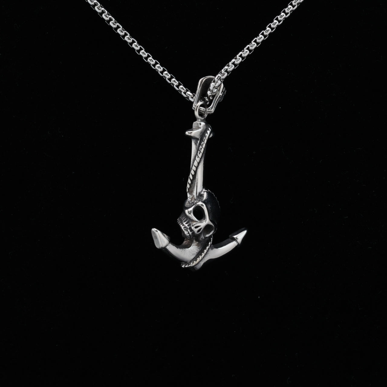 Skull and Anchor II Pendant Necklace
