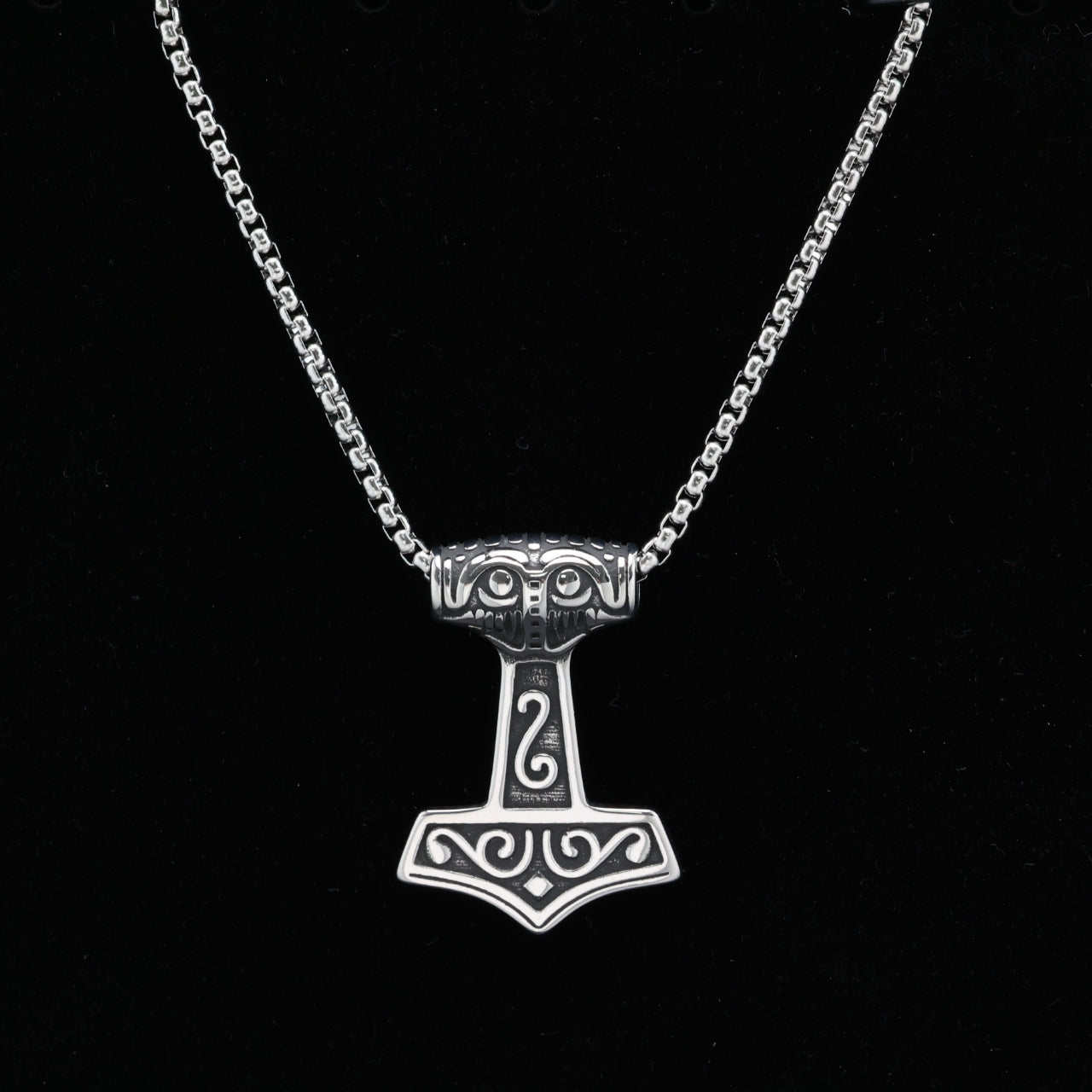 Viking Mjolnir Pendant Necklace