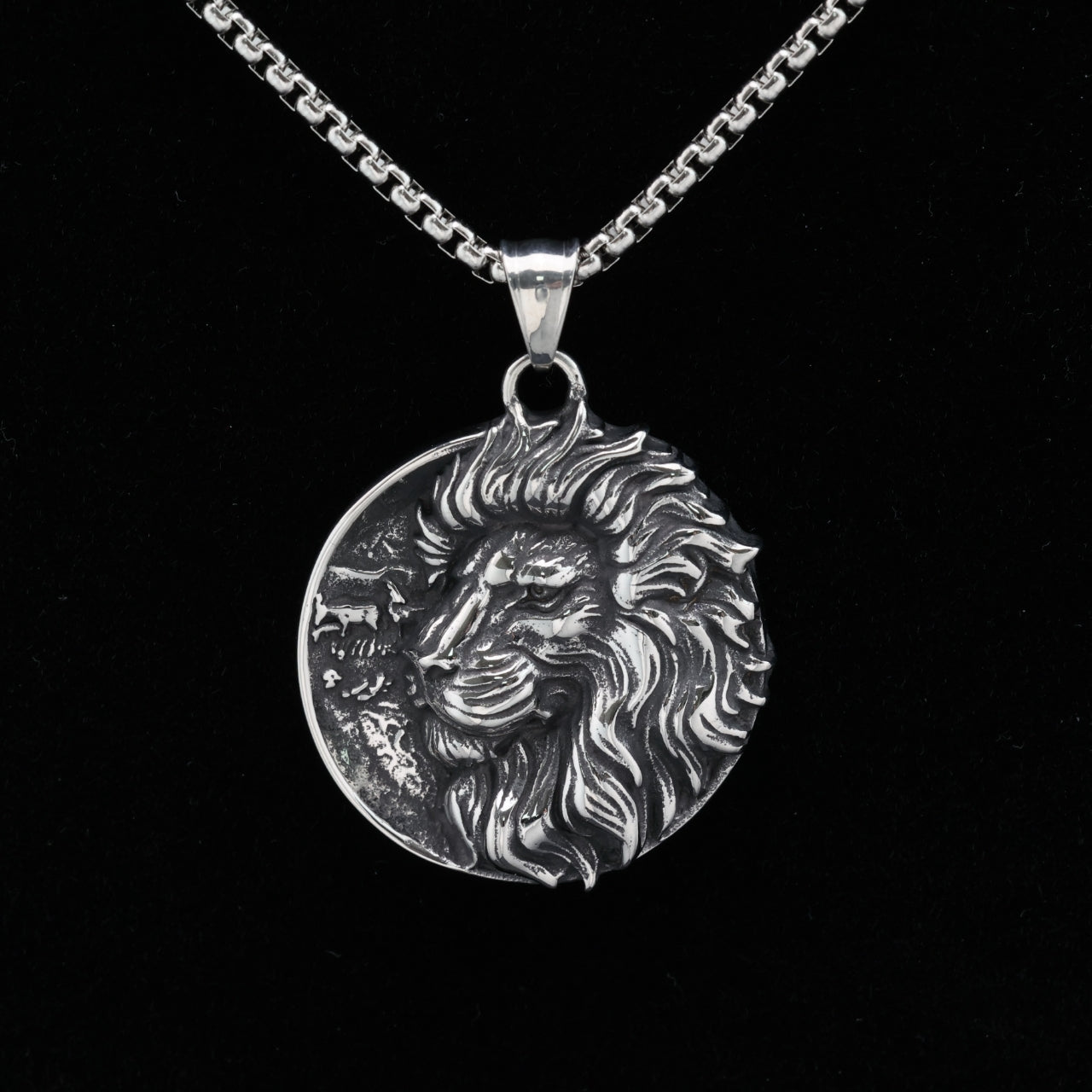 Lion Pendant Necklace