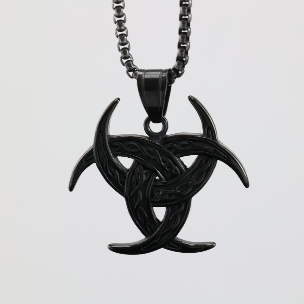 Triple Horn Pendant Necklace