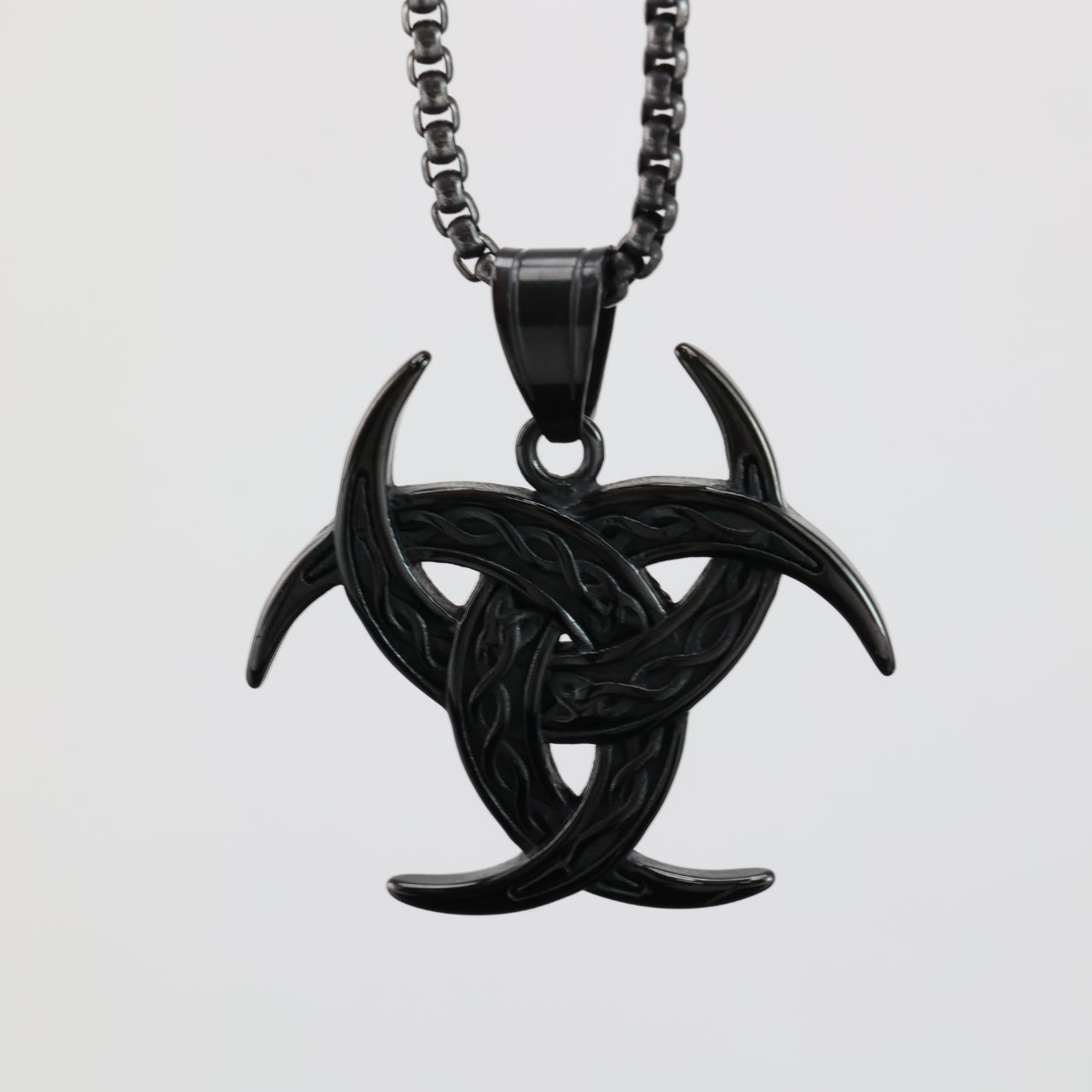 Triple Horn Pendant Necklace