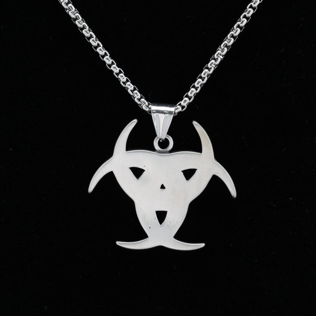 Triple Horn Pendant Necklace