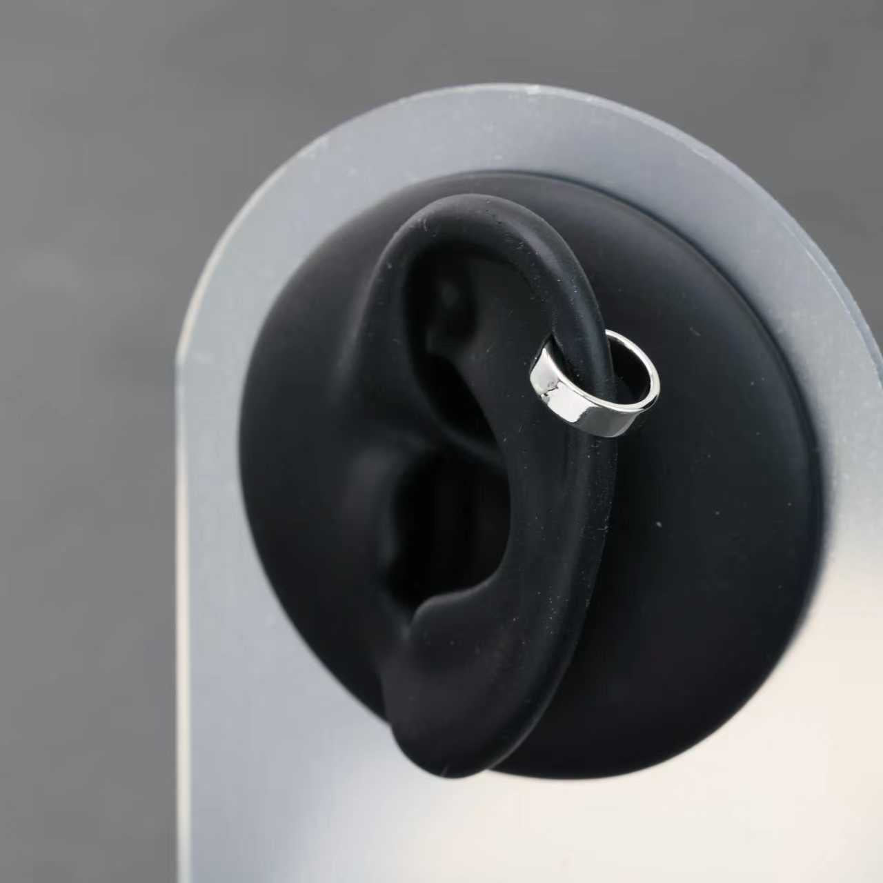 Plain Ear Cuff