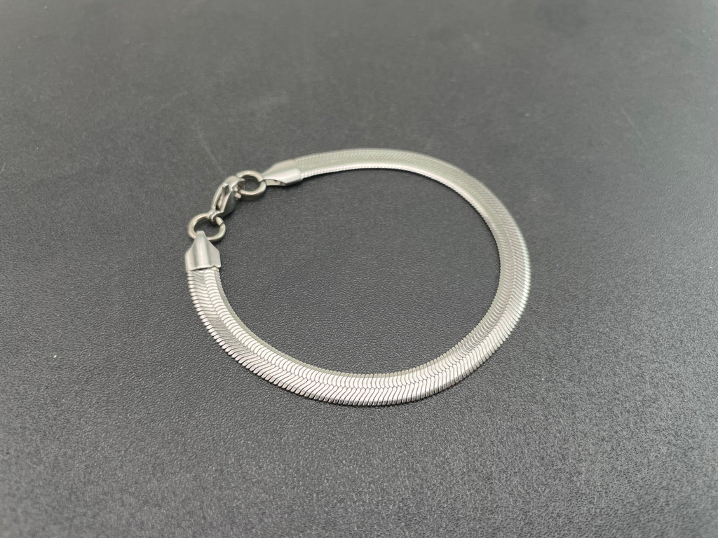 Herringbone Chain Bracelet