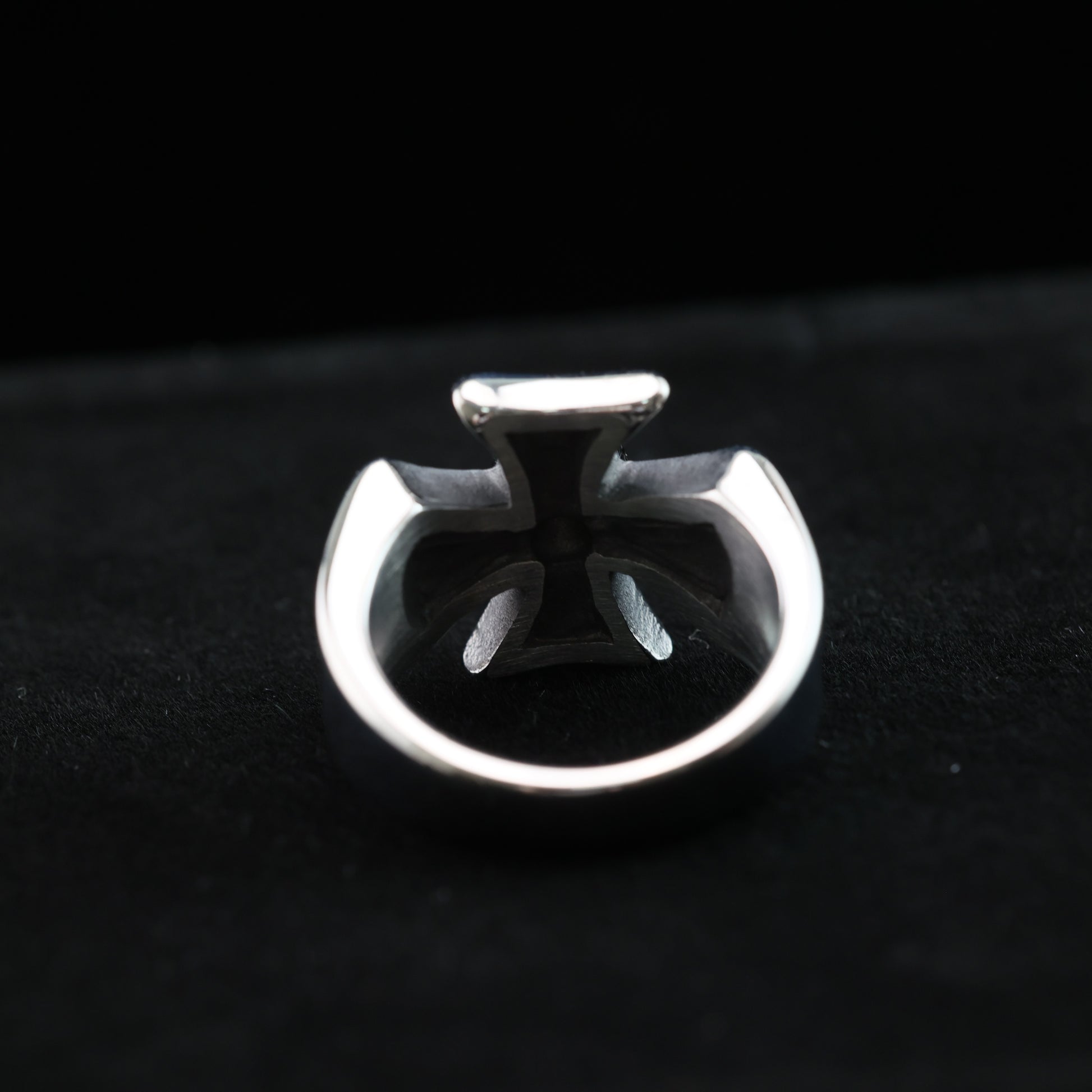 Skull and Cross Ring